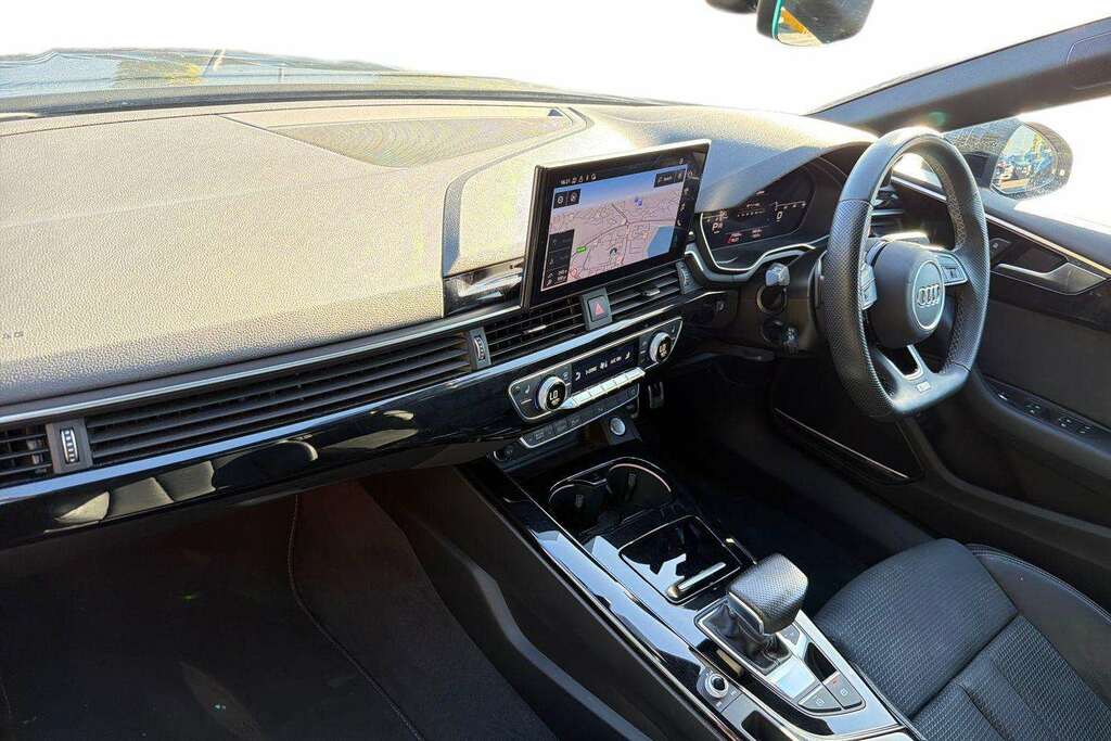 Audi A5 2.0 Tfsi 35 Black Edition Coupe S Troni YD73DMO Black #2
