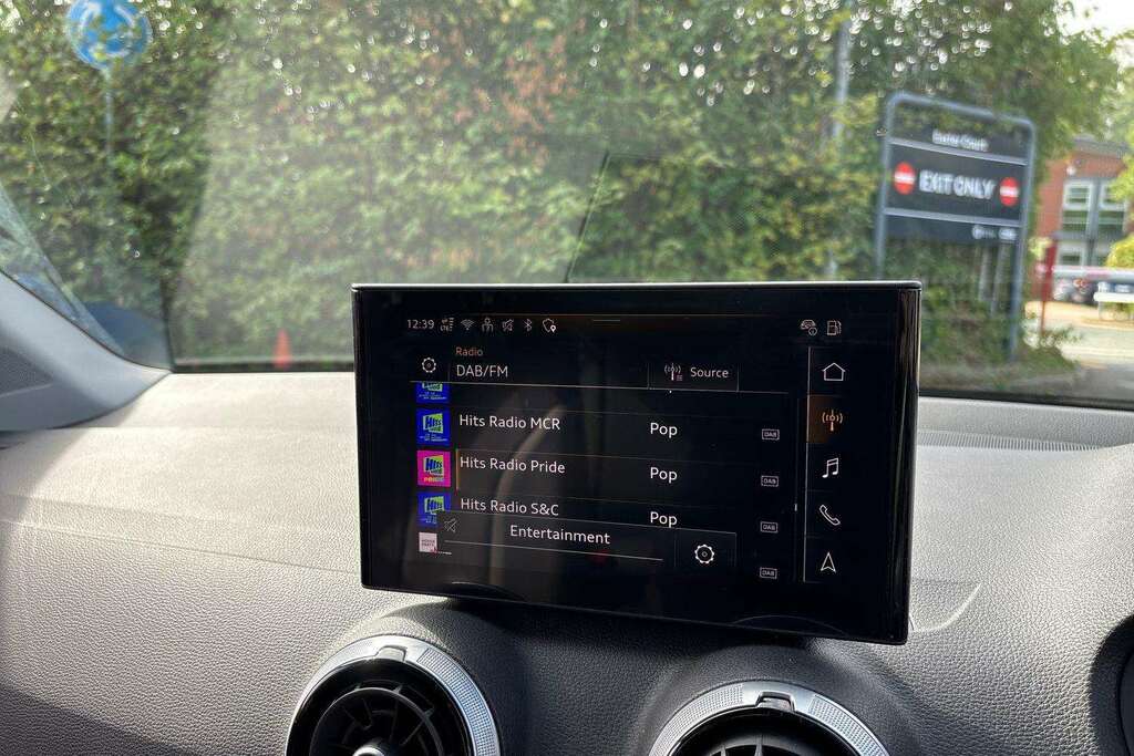 Audi Q2 30 Tfsi 116 Sport Blue #39