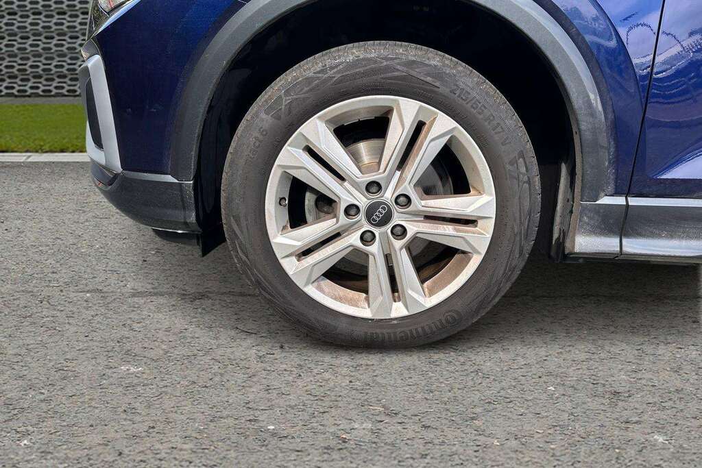 Audi Q2 30 Tfsi 116 Sport Blue #9