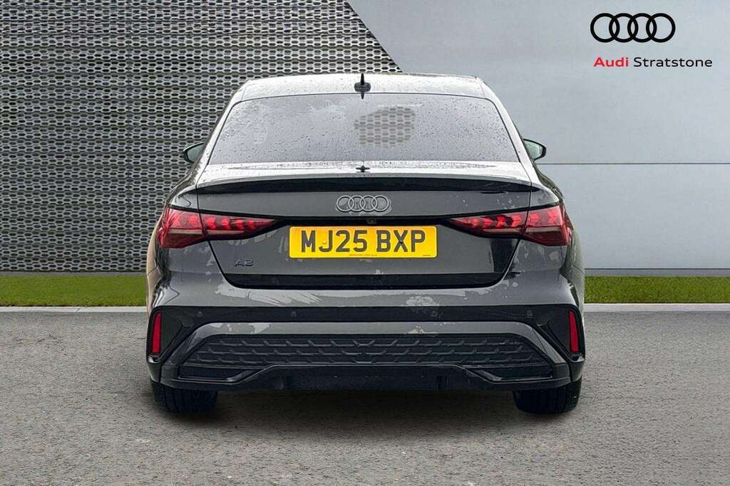Audi A3 Audi A3 Sportback Black Edition Tfsi 150 Ps S Tron Blue #7