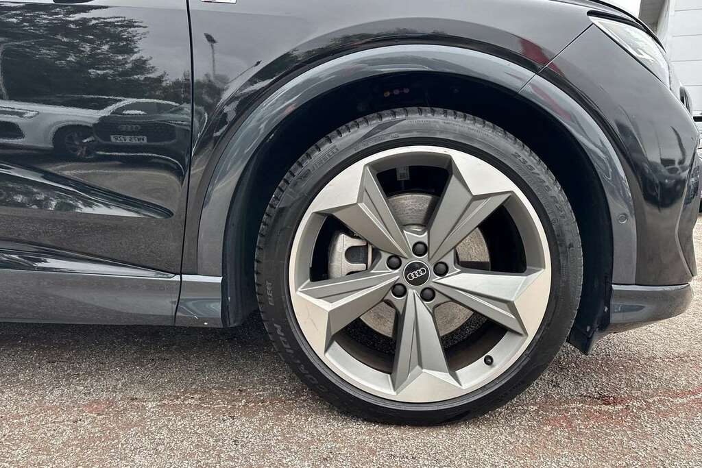 Audi Q4 E Tron 210Kw 45 82Kwh Sport Leather White #9
