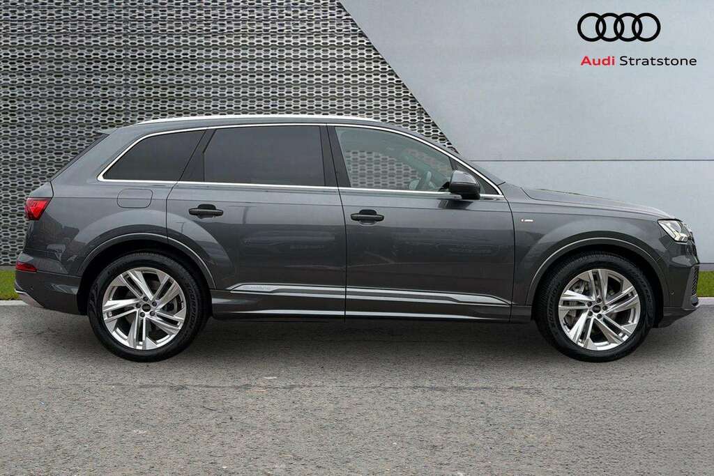 Audi Q7 55 Tfsi Quattro S Line Tiptronic 2023 Grey #4