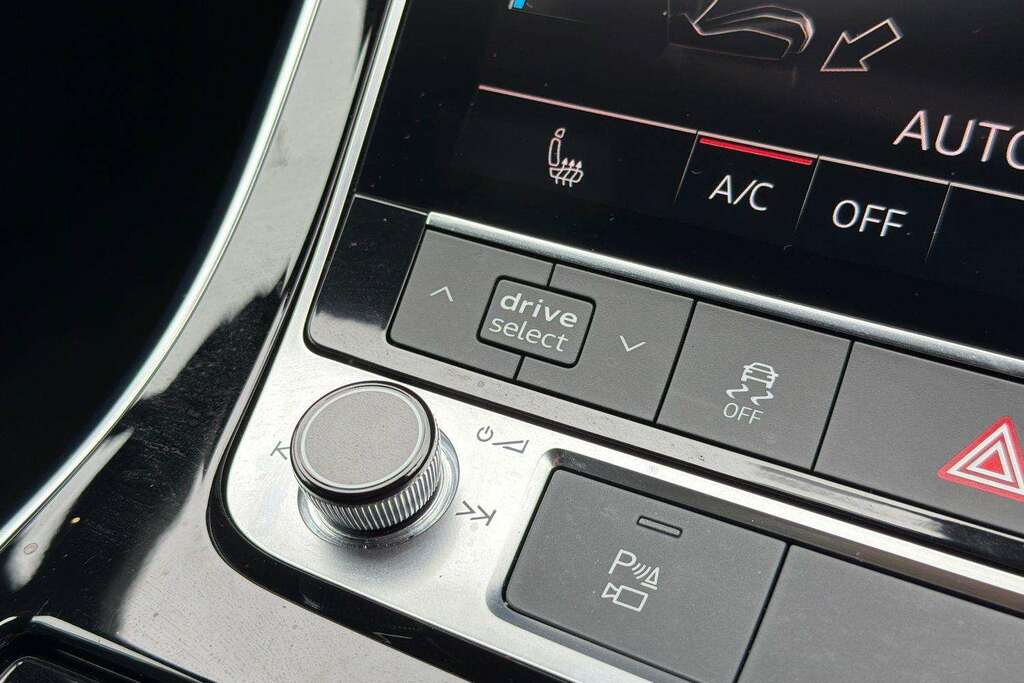 Audi Q7 S Line 55 Tfsi Quattro 340 Ps Tiptronic Black #30