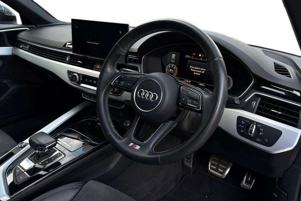 Audi A4 30 Tdi S Line S Tronic 2021 Black #6