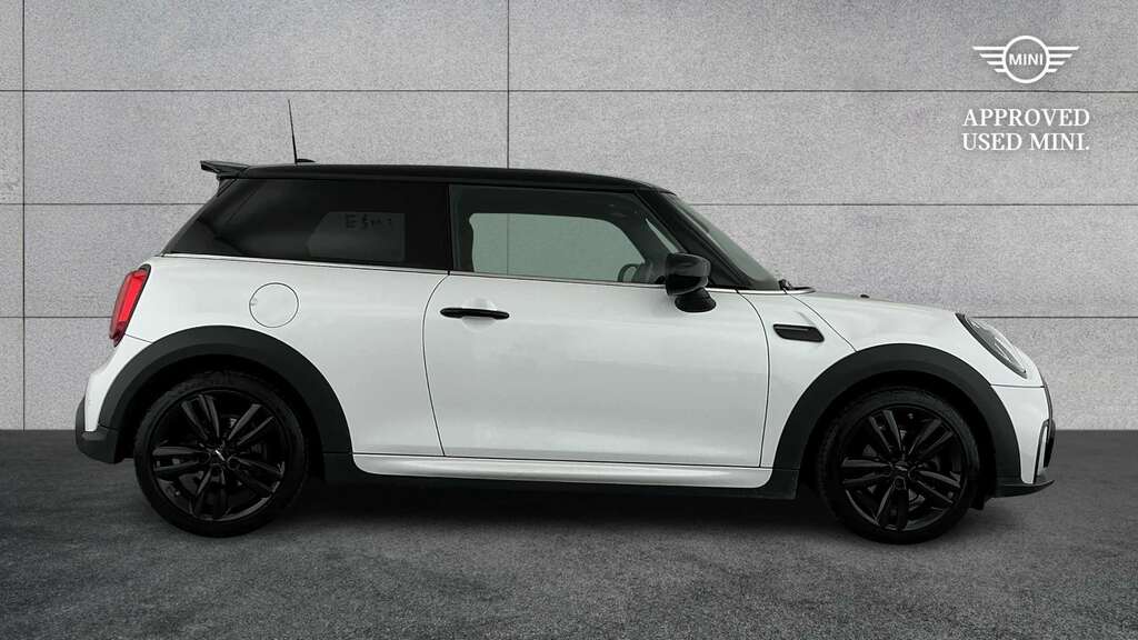 Mini Hatch 1.5 Cooper Sport Premium 2024 White #3
