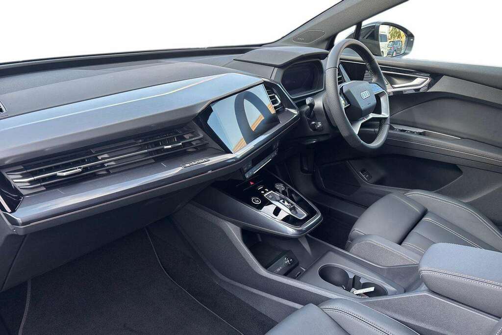 Audi Q4 E Tron 210Kw 45 82Kwh S Line Leather 2026 Black #2