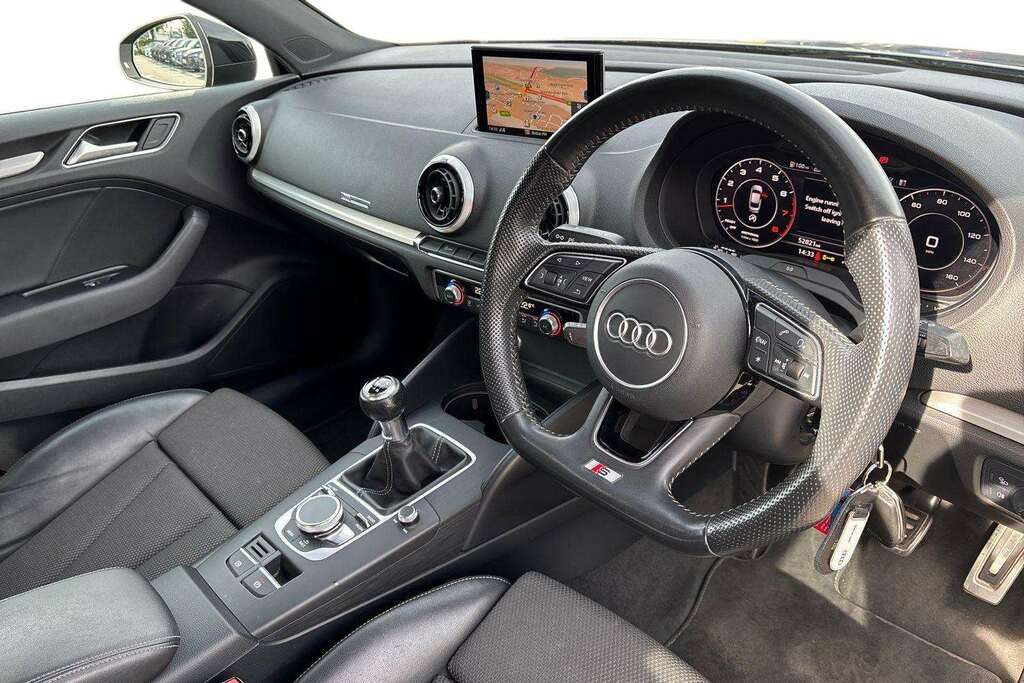 Audi A3 35 Tfsi Black Edition 2019 Grey #6