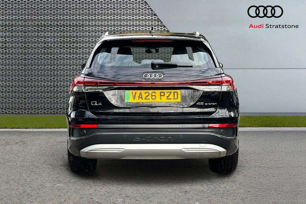 Audi Q4 E Tron 210Kw 45 Quattro 82Kwh Black Edition 2026 Grey #7