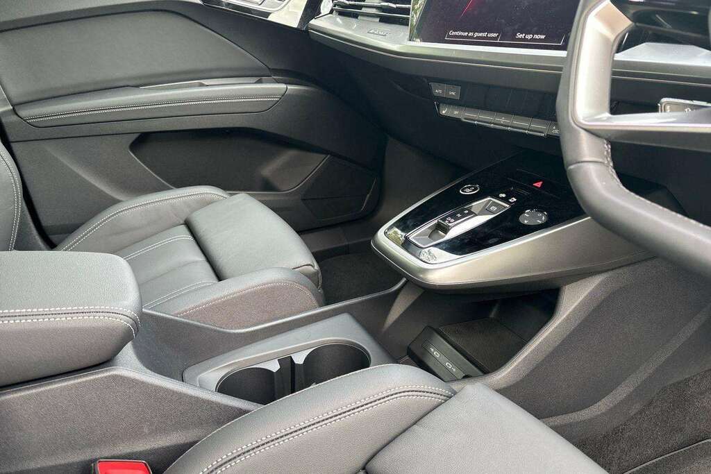 Audi Q4 E Tron 210Kw 45 Quattro 82Kwh Black Edition 2026 Grey #15