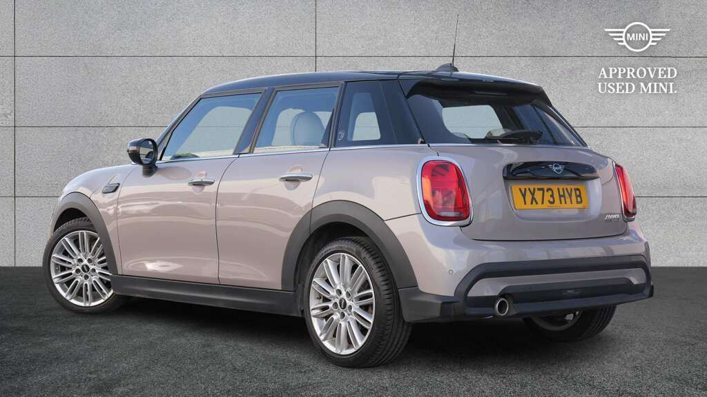 Mini Hatch 1.5 Cooper Exclusive Premium 2023 Grey #2
