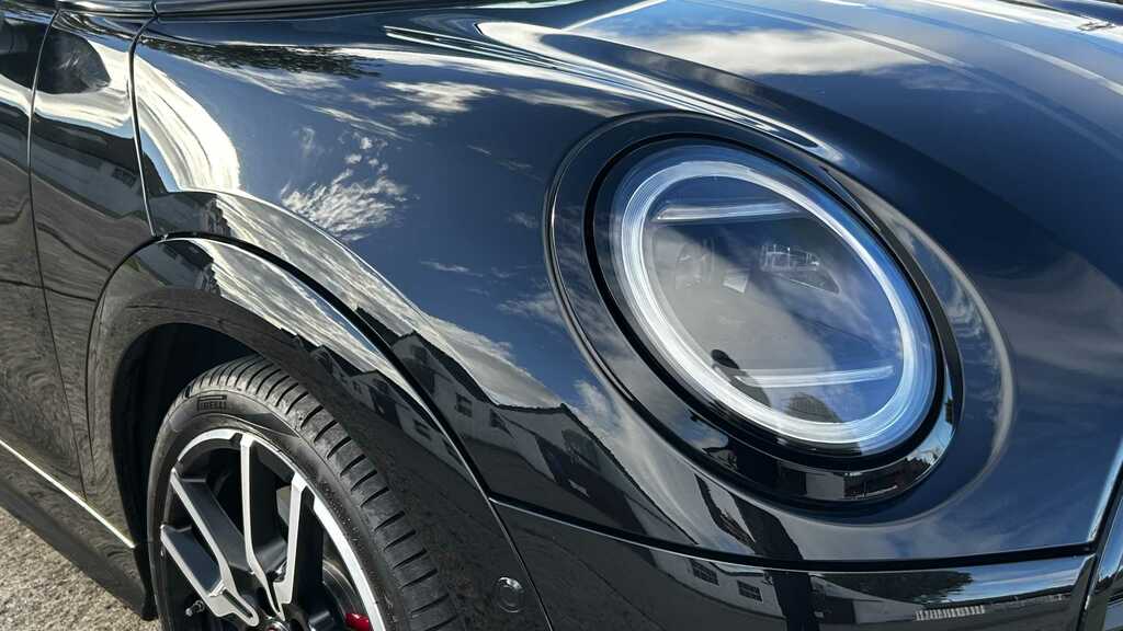 Mini Hatch 2.0 John Works Level 3 2026 Black #5