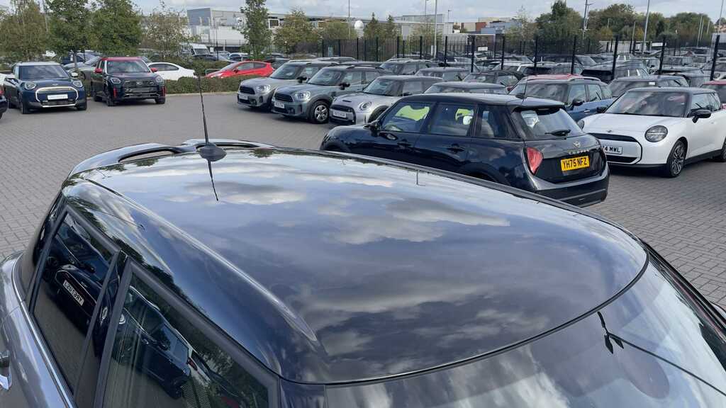 Mini Hatch 1.5 Cooper Classic II Comfort Pack Black #20