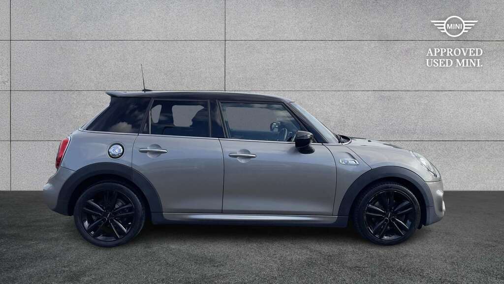 Mini Hatch 1.5 Cooper Classic II Comfort Pack Black #2