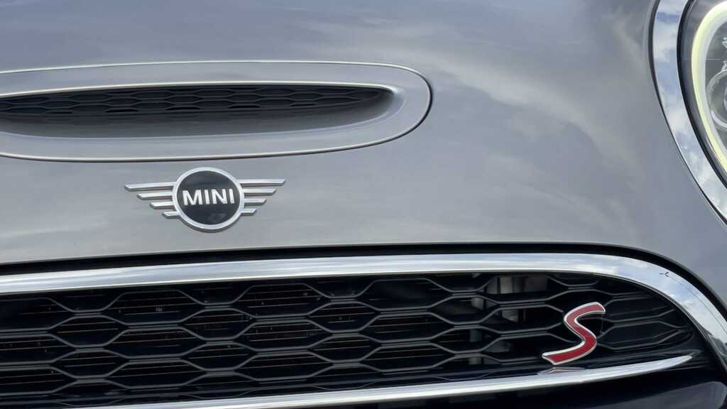 Mini Hatch 1.5 Cooper Classic II Comfort Pack Black #19