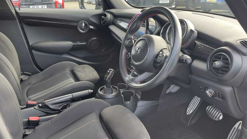 Mini Hatch 1.5 Cooper Classic II Comfort Pack Black #6