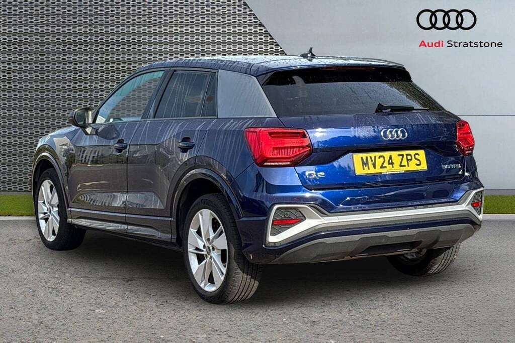 Audi Q2 30 Tfsi S Line 2024 Blue #3