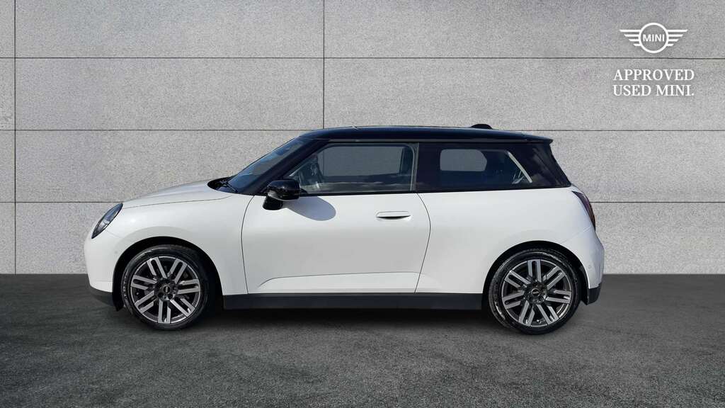 Mini Hatch 135Kw E Classic 41Kwh 2024 KX74MWL White #3