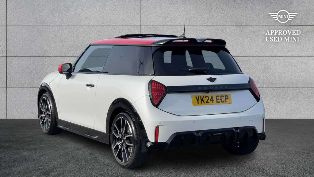 Mini Hatch 1.5 C Sport 2024 White #4