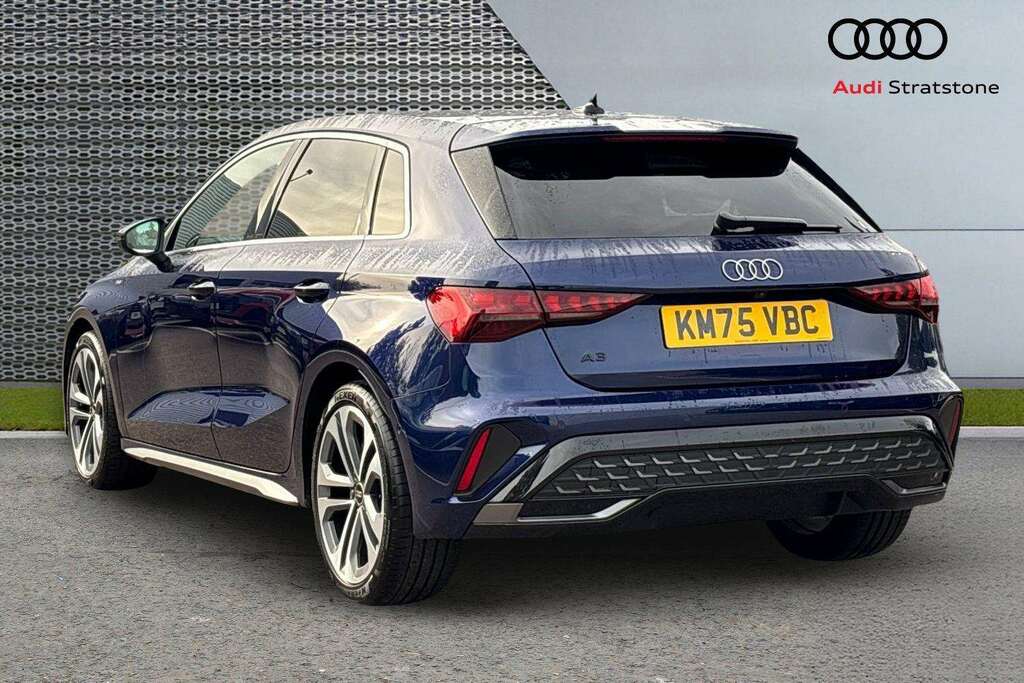 Audi A3 1.5 Tfsi 116 S Line S Tronic 2025 Blue #3