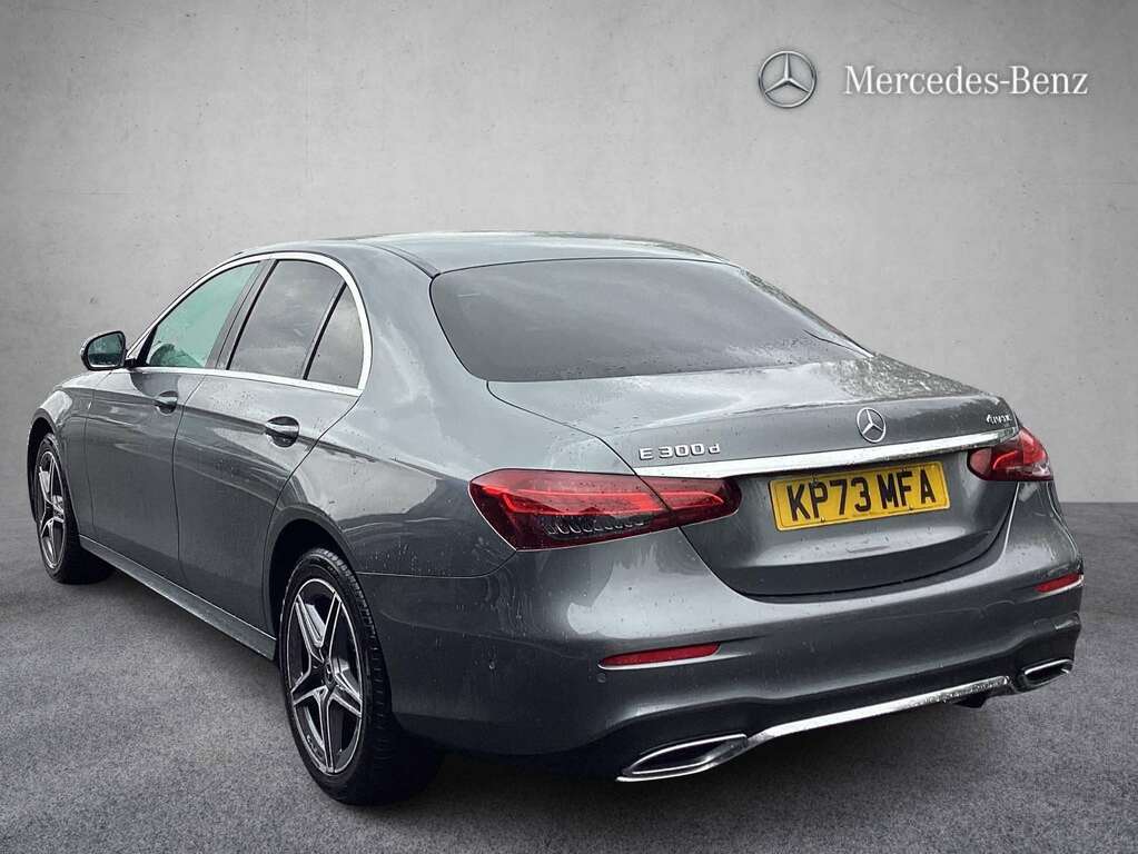 Mercedes-Benz E Class E300d 4Matic Amg Line 9G-tronic 2023 Grey #2