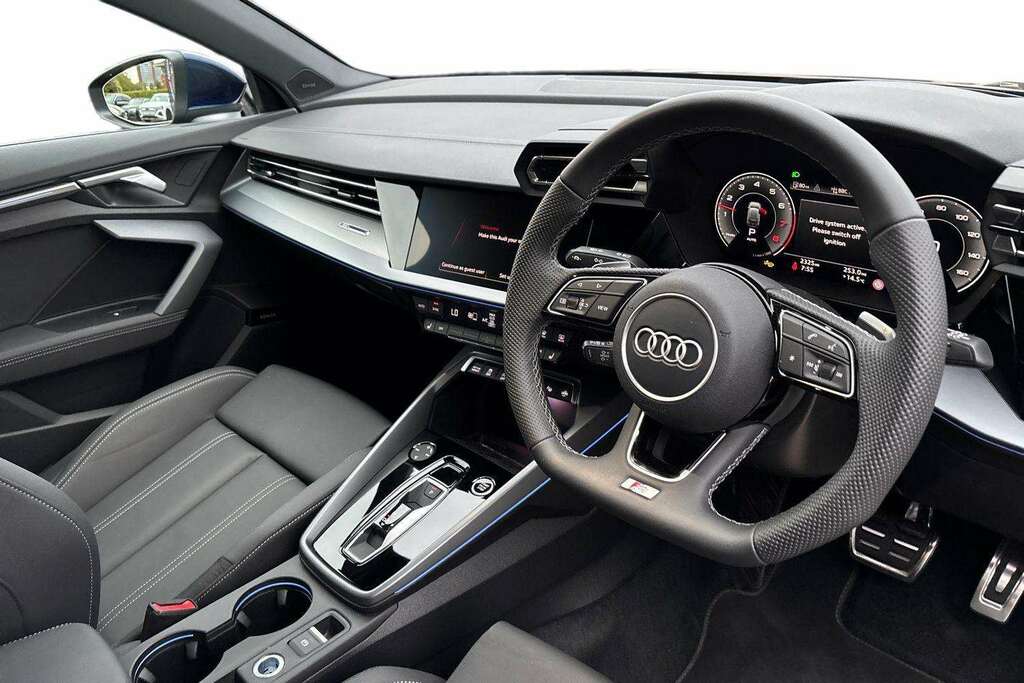 Audi A3 1.5 Tfsi 150 Black Edition S Tronic 2025  #6