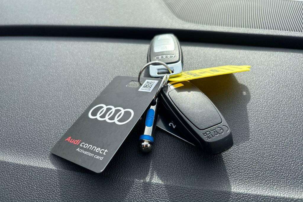 Audi A3 1.5 Tfsi E 204 Black Edition S Tronic 2026 Green #25