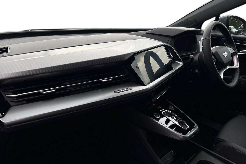 Audi Q4 E Tron 210Kw 45 82Kwh Sport Leather 2026 Grey #2