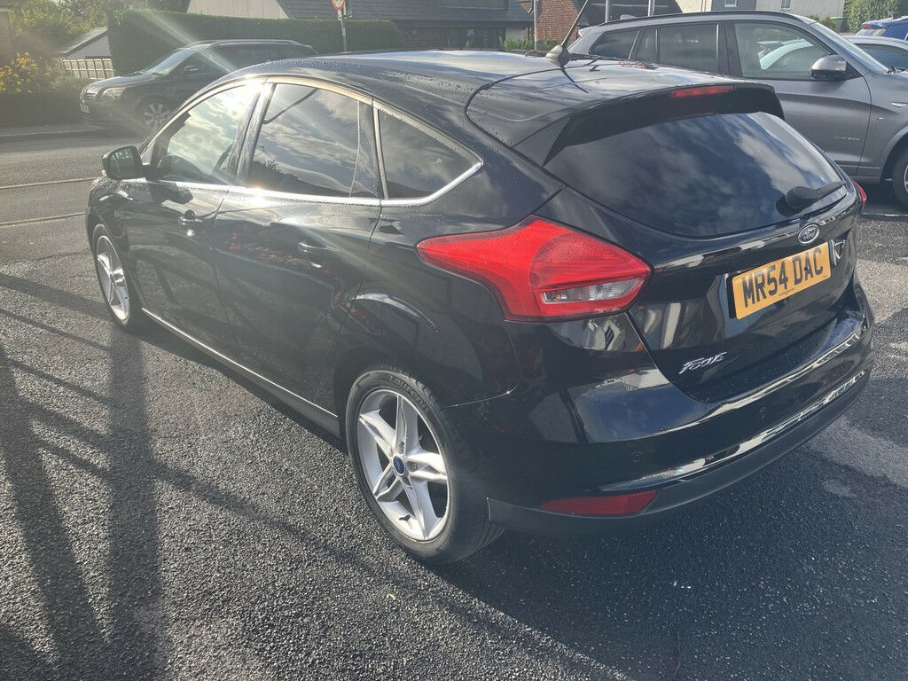 Ford Focus 1.5 Tdci Zetec Edition Black #4