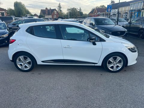 Renault Clio 1.2 16V Dynamique GF66CNU White #6