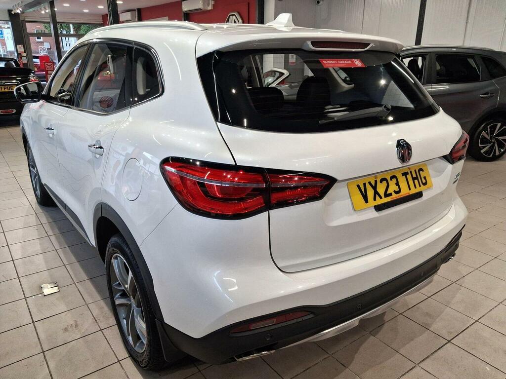 MG HS 1.5T-gdi Excite Suv Plug-in Hybrid Dct S S White #4