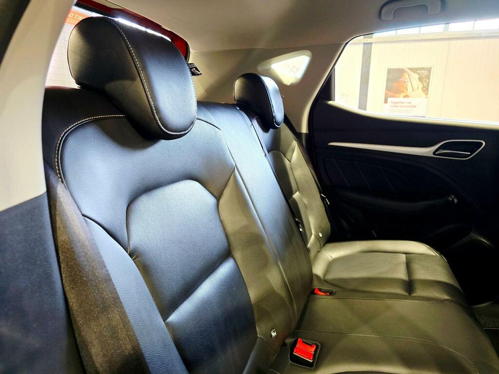 MG ZS Zs 1.5L Excite 105 Bhp White #35