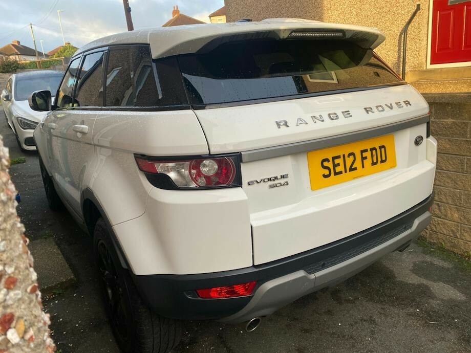 Land Rover Range Rover Evoque 2.2 Sd4 Prestige 190 Bhp Black #4