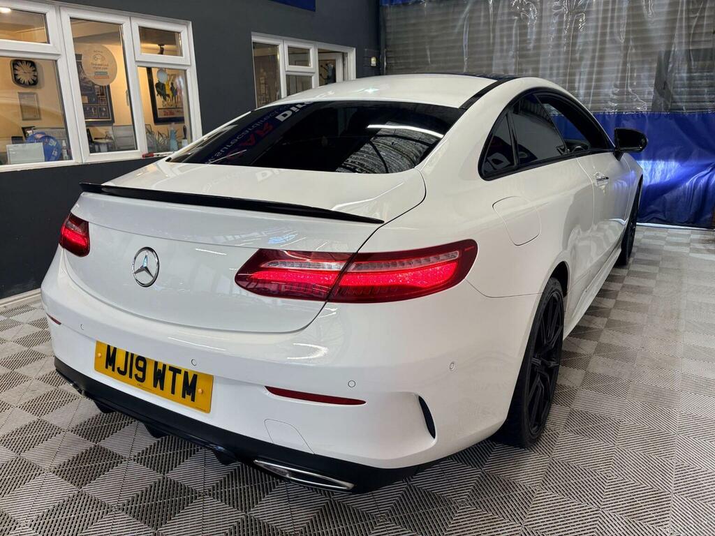 Mercedes-Benz E Class Coupe 2.9 E400d Amg Line Premium Plus G-tronic White #3