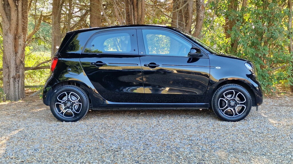 Smart Forfour Hatchback 0.9 T Prime Premium 2018 NL68JNK Black #5