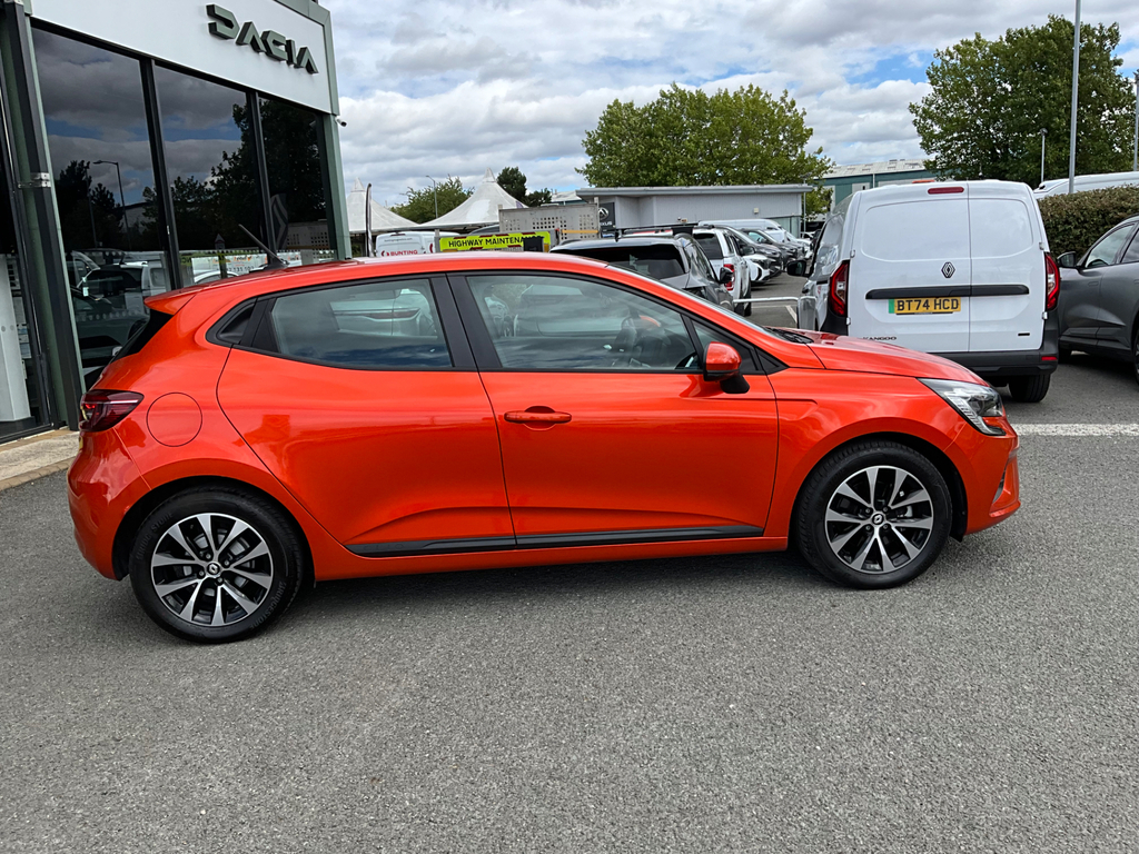 Renault Clio 1.6 E Tech Iconic Edition Hatchback Hyb  #3