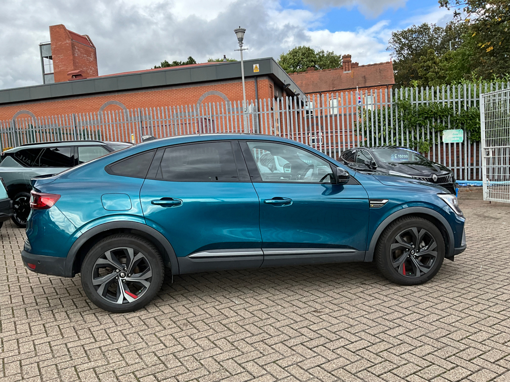 Renault Arkana 1.6 E Tech R.s. Line Suv Hybrid 2W  #4