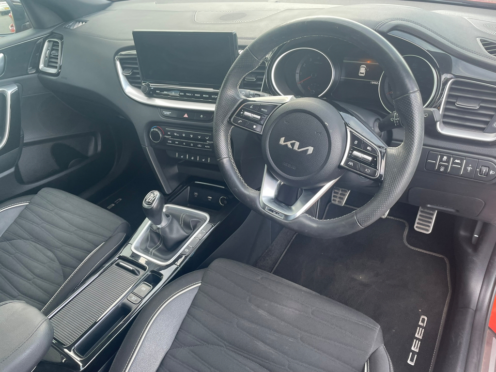 Kia Ceed 1.5 T Gdi Gt Line S Hatchback Dct Grey #15