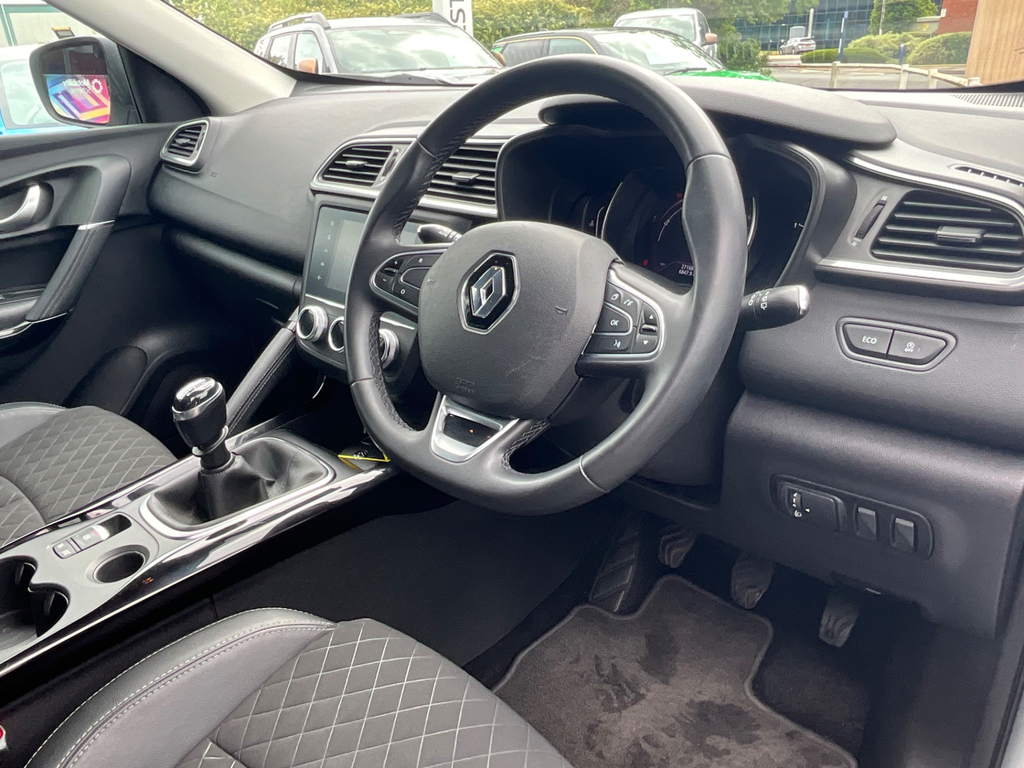 Renault Kadjar 1.3 Tce Iconic Suv #2