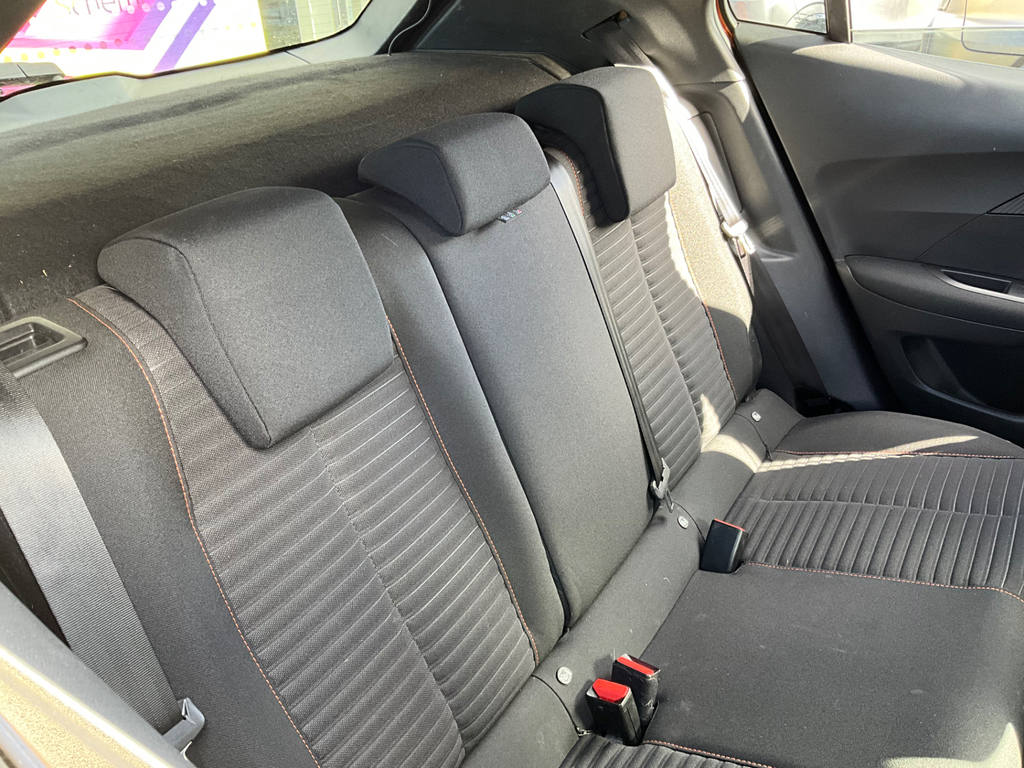 Peugeot e-2008 100Kw Active Premium 50Kwh Orange #24