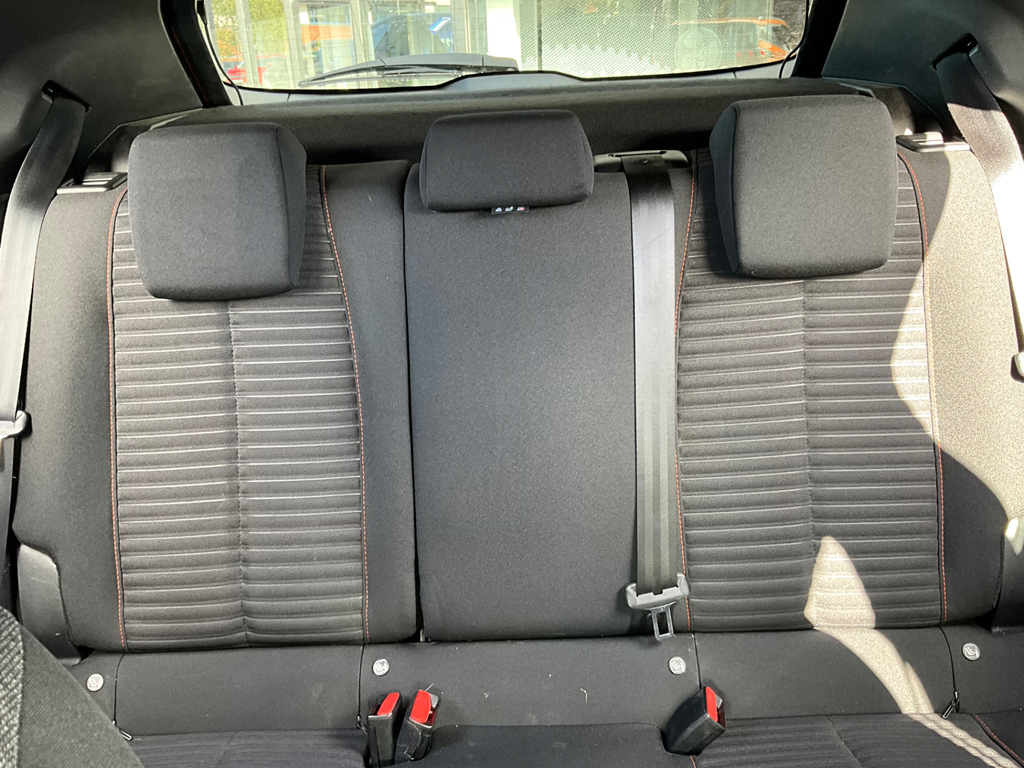 Peugeot e-2008 100Kw Active Premium 50Kwh Orange #30