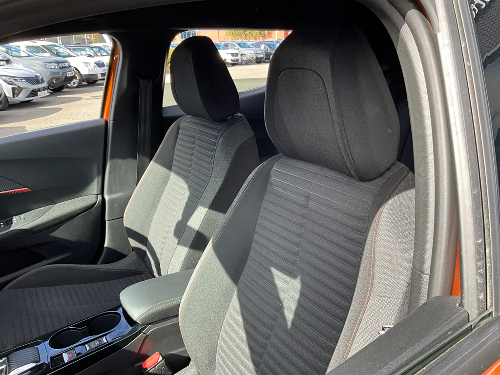 Peugeot e-2008 100Kw Active Premium 50Kwh Orange #28