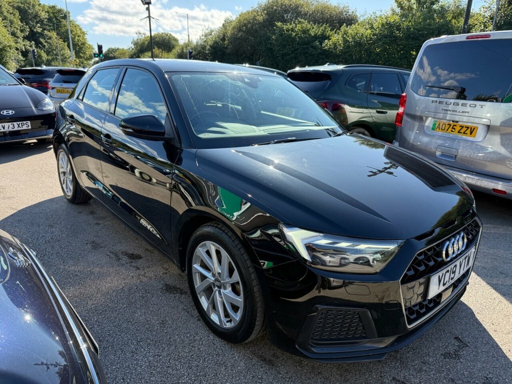 Audi A1 1L Sport YC19YTW Black #5