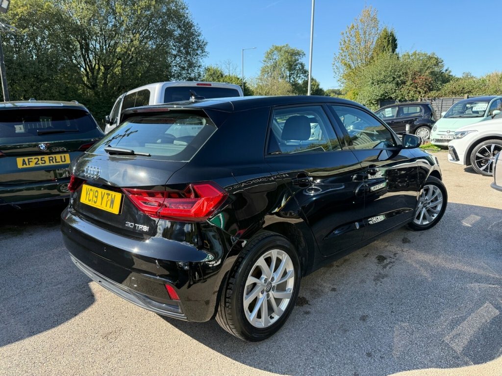 Audi A1 1L Sport YC19YTW Black #3