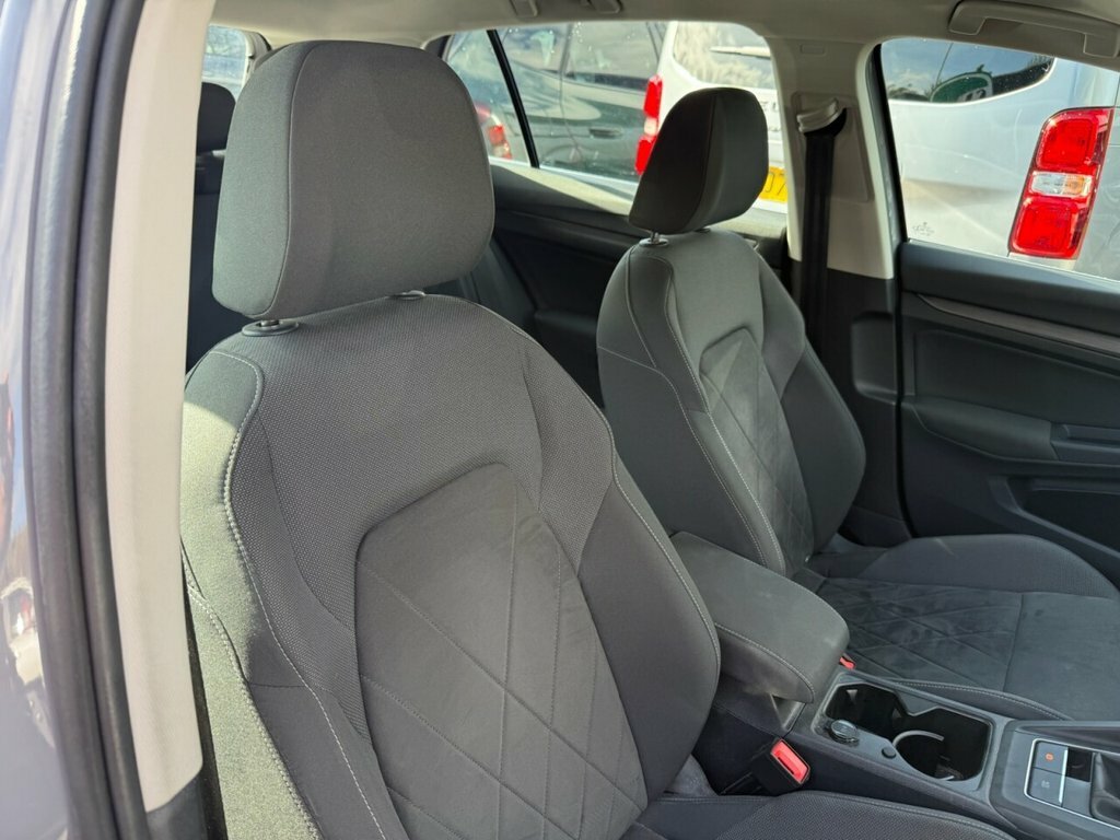Volkswagen Golf 1.5 Tsi Life Grey #13