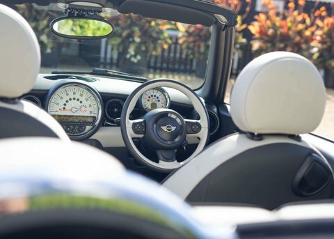 Mini Convertible 1.6 Cooper Convertible Steptronic Euro White #32