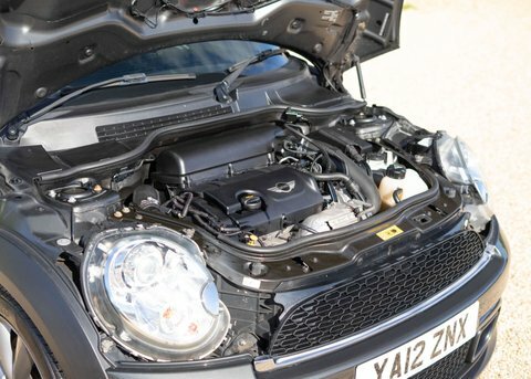 Mini Convertible 1.6 Cooper Convertible Steptronic Euro White #38