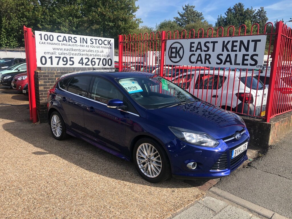 Ford Focus 1.0T Ecoboost Zetec Hatchback Eu Blue