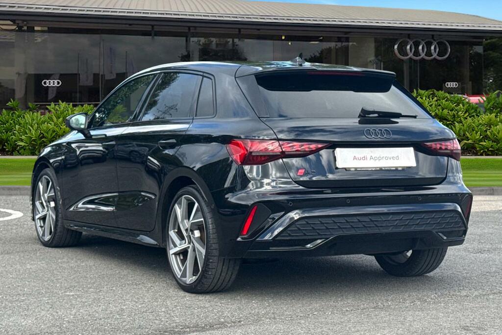 Audi A3 Black Edition 35 Tfsi 150 Ps 6-Speed Black #2