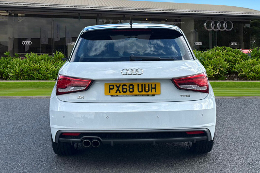 Audi A1 S Line Nav 1.4 Tfsi 125 Ps 6-Speed White #4