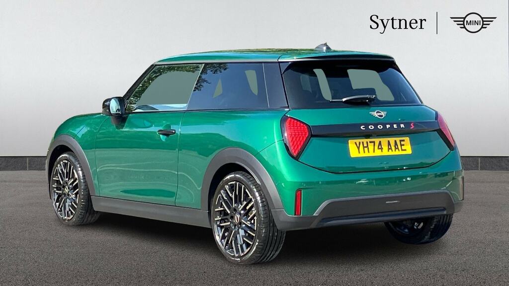 Mini Hatch 2.0 S Exclusive Level 2 Green #2